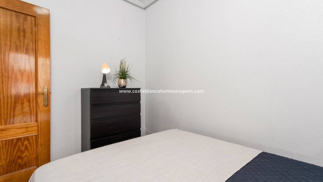 Használt - Apartment - Torrevieja - Parque las naciones