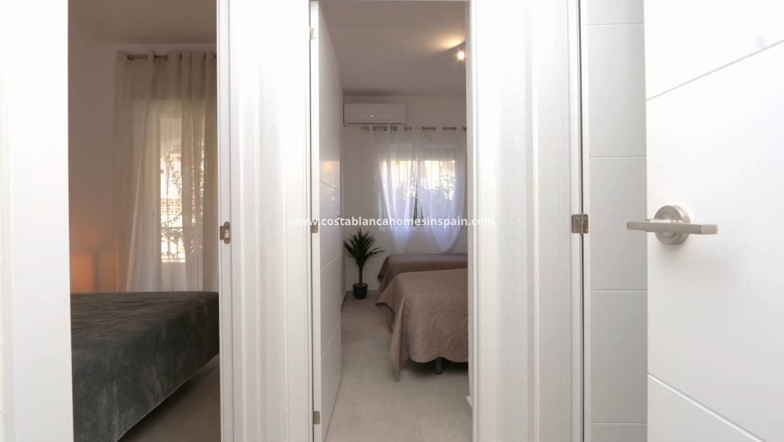 Használt - Bungalow - Villamartin - Costa Blanca South