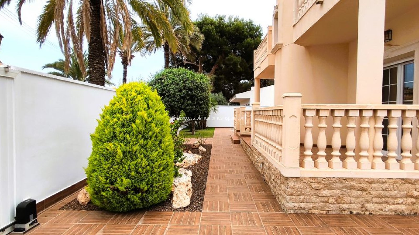 Használt - Detached Villa - Cabo Roig