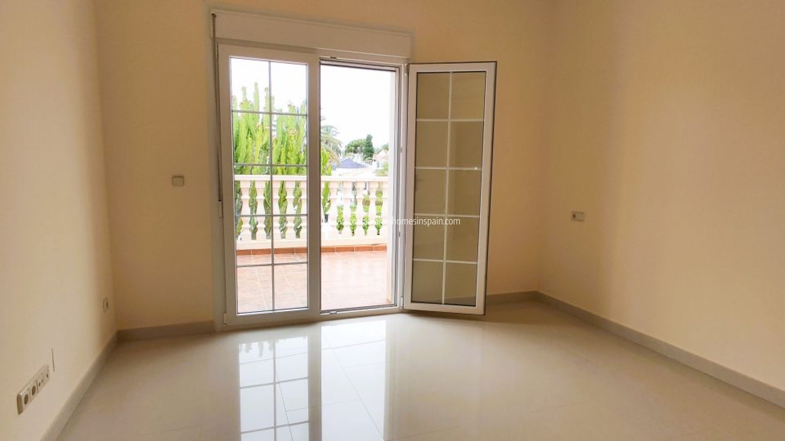 Használt - Detached Villa - Cabo Roig
