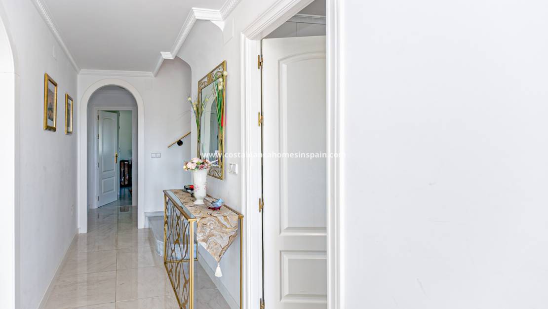 Használt - Detached Villa - Campoamor - Costa Blanca