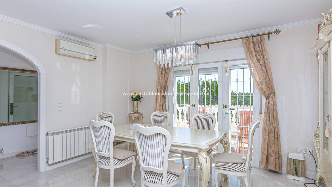 Használt - Detached Villa - Campoamor - Costa Blanca