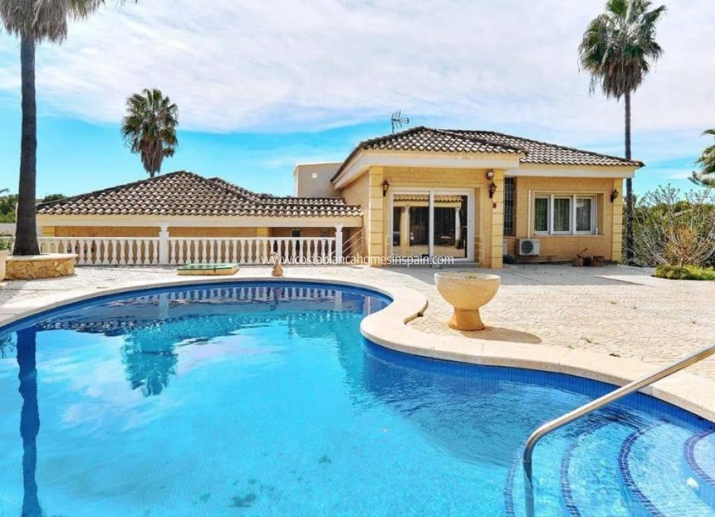 Használt - Detached Villa - Campoamor