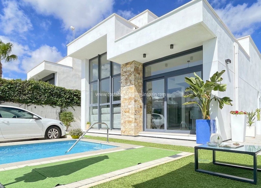 Használt - Detached Villa - Ciudad Quesada - 
