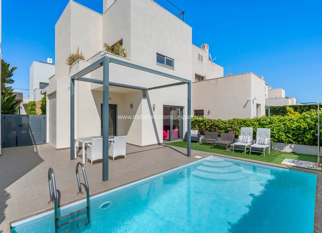 Használt - Detached Villa - Ciudad Quesada - 