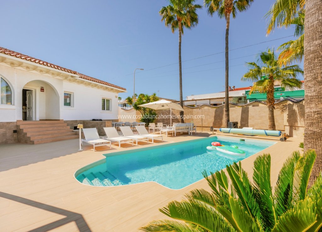 Használt - Detached Villa - Ciudad Quesada - 
