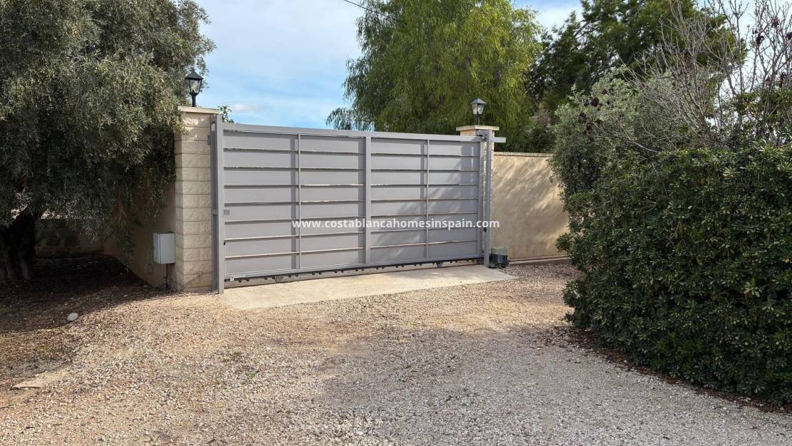 Használt - Detached Villa - Crevillente