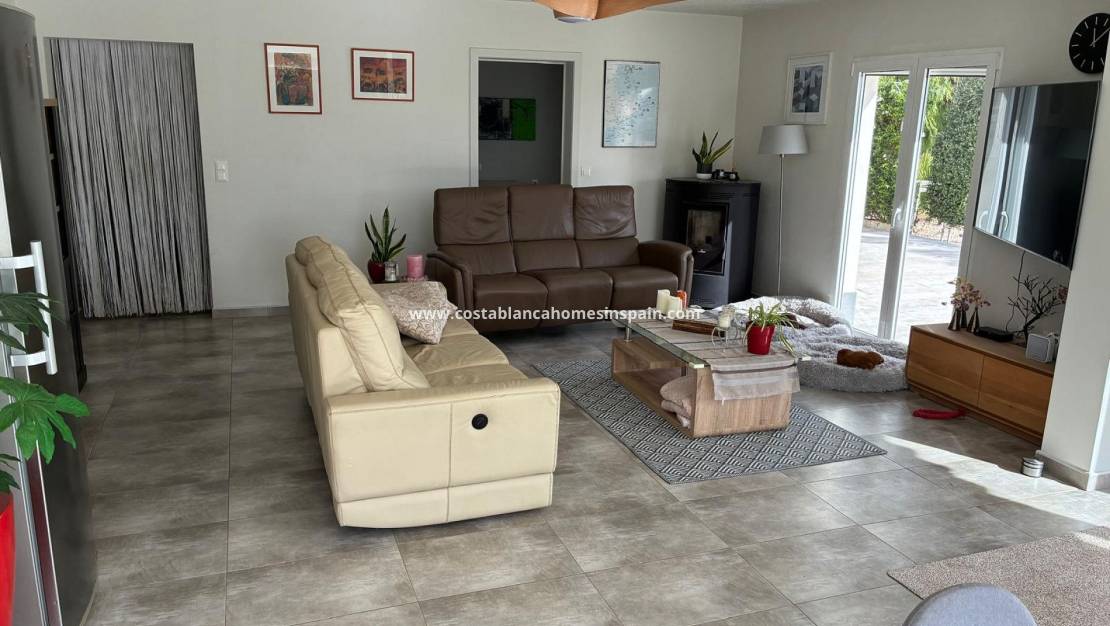 Használt - Detached Villa - Crevillente