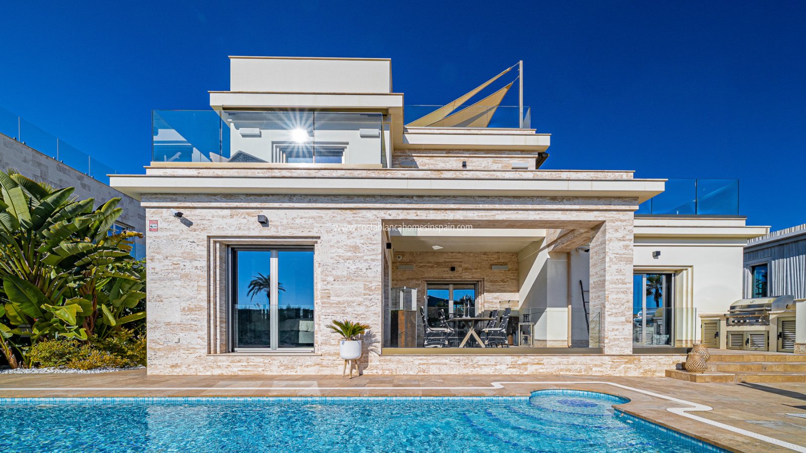 Használt - Detached Villa - La Zenia - Beachside