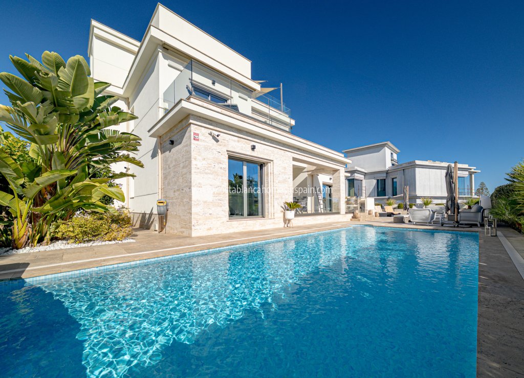 Használt - Detached Villa - La Zenia - Beachside