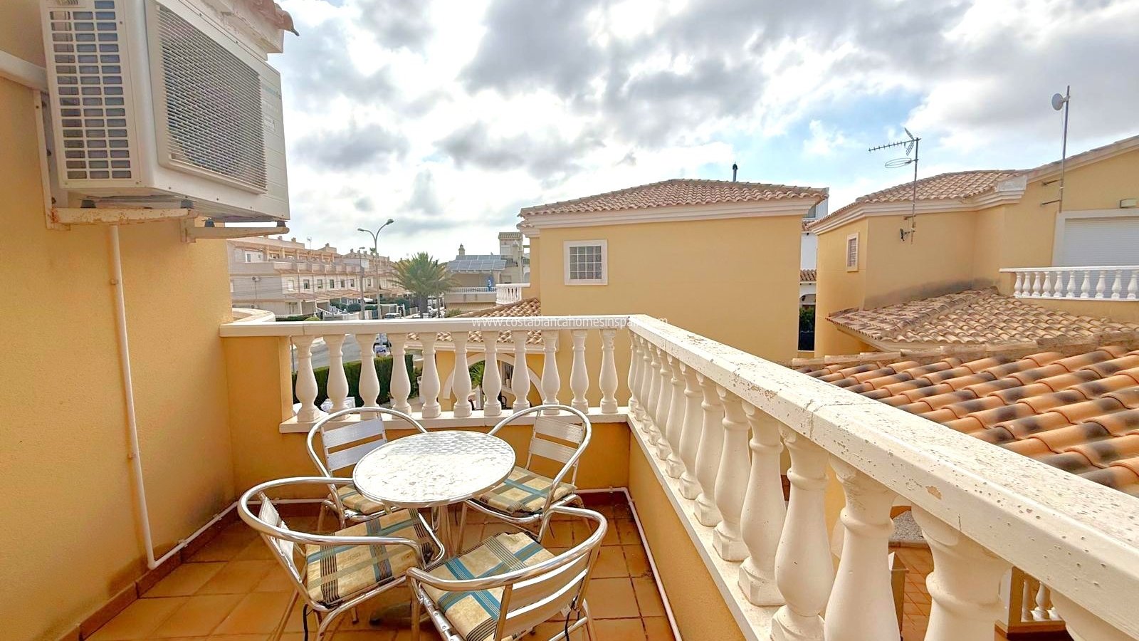 Használt - Detached Villa - Orihuela Costa - Villamartin