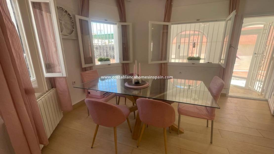 Használt - Detached Villa - Playa Flamenca - Costa Blanca South