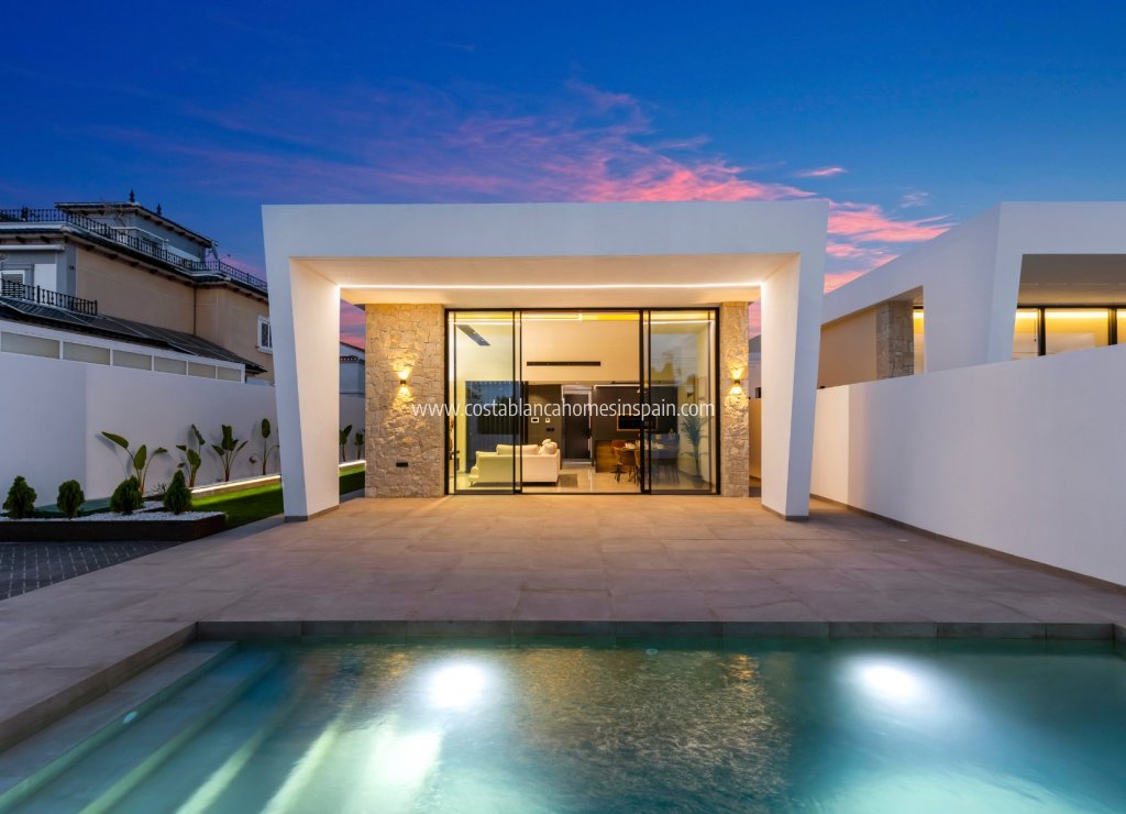 Használt - Detached Villa - Torrevieja - El chaparral