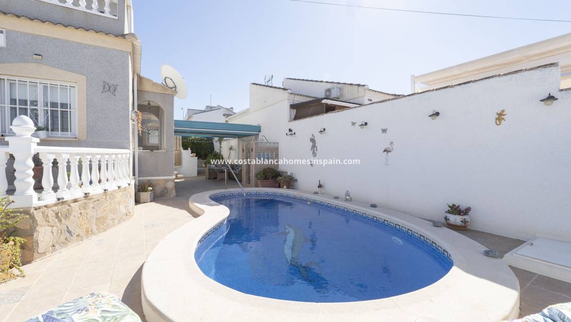 Használt - Detached Villa - Torrevieja - San Luis