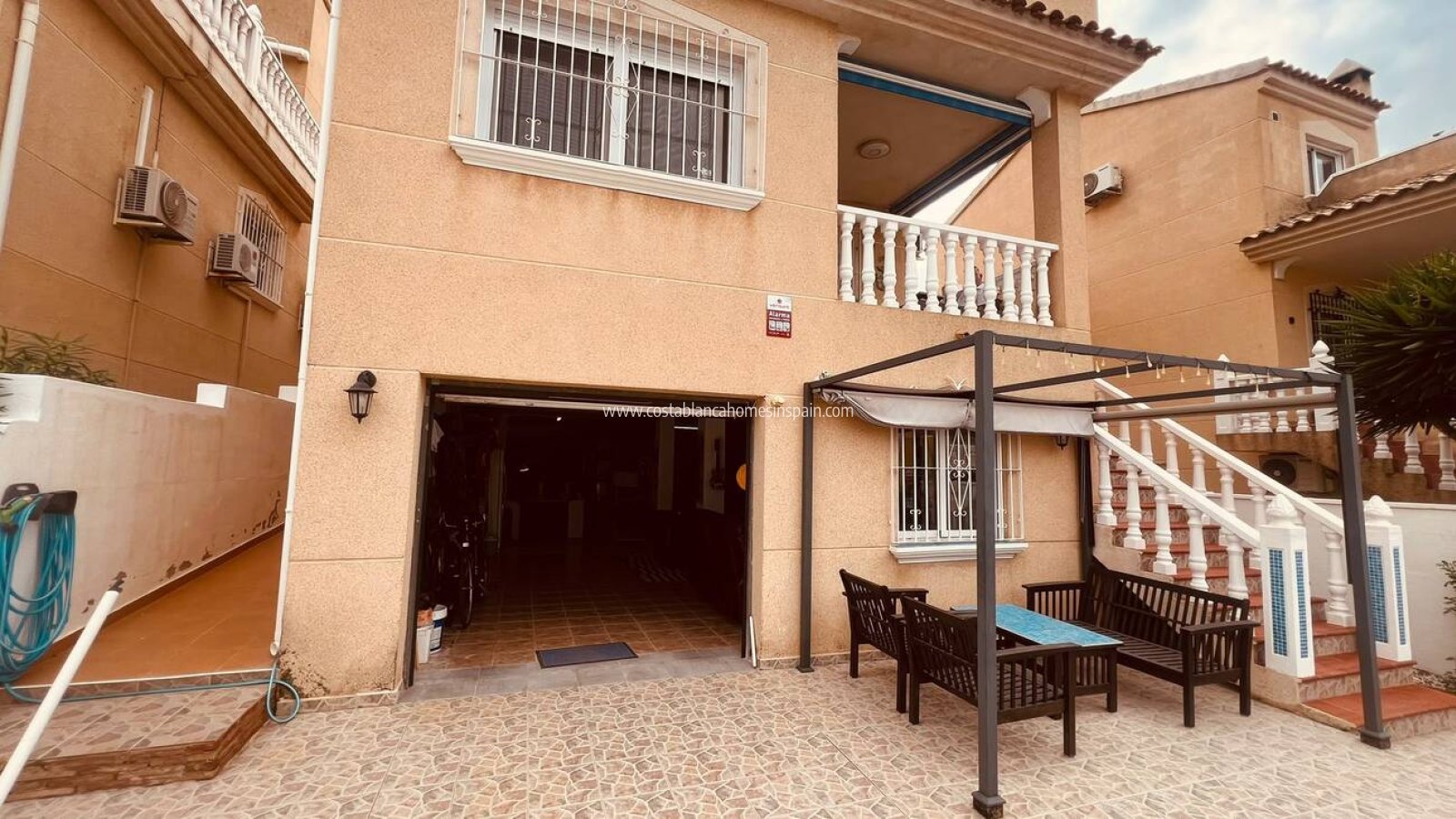 Használt - Detached Villa - Villamartin - Costa Blanca