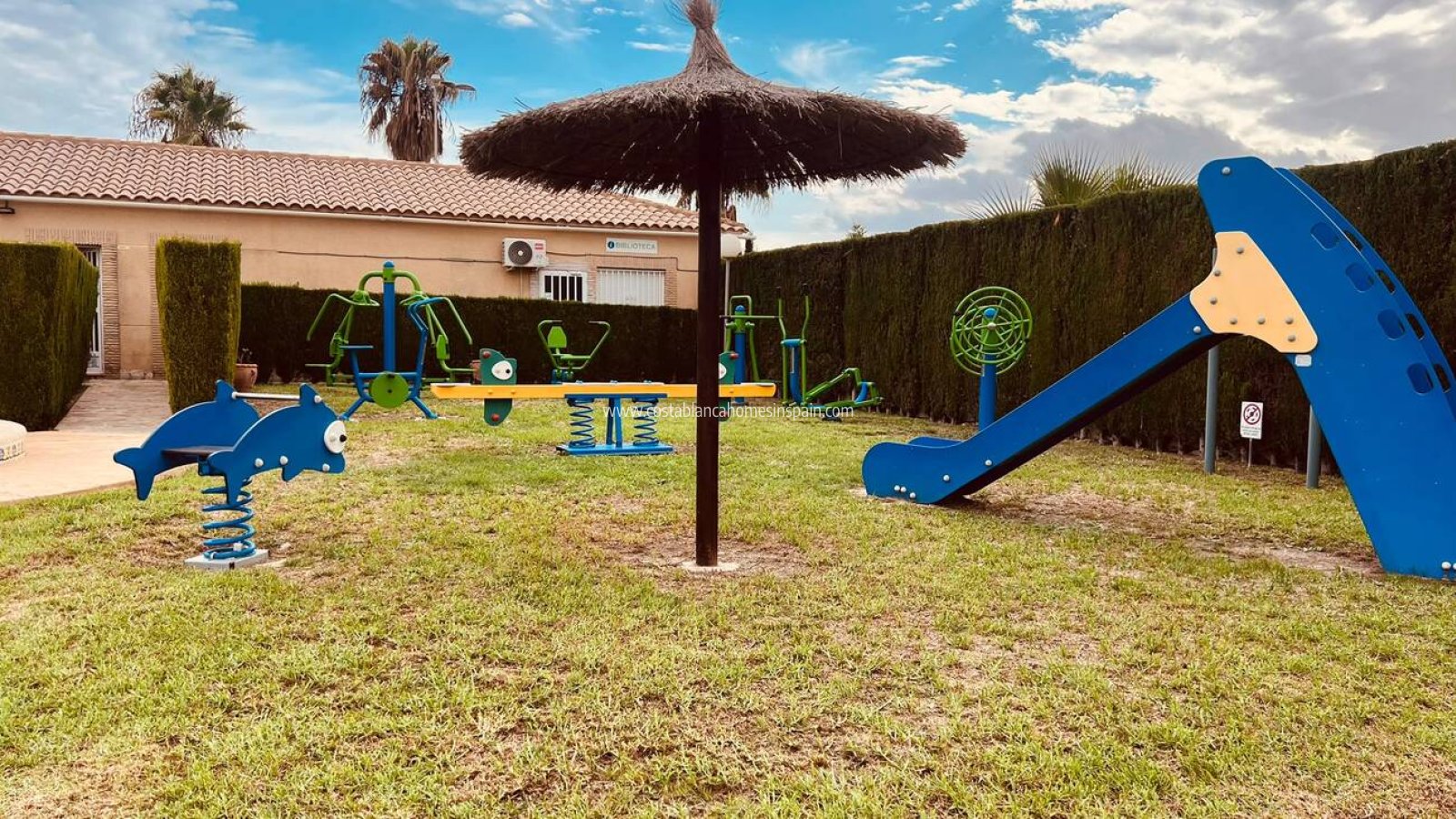Használt - Detached Villa - Villamartin - Costa Blanca