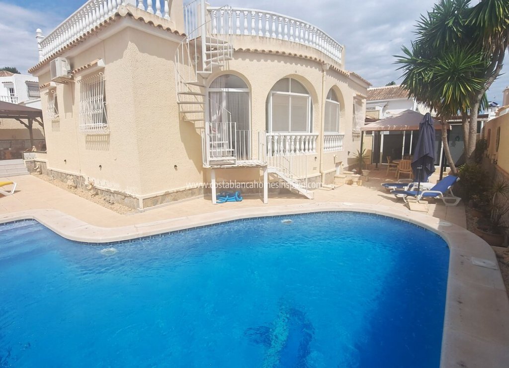 Használt - Detached Villa - Villamartin - 