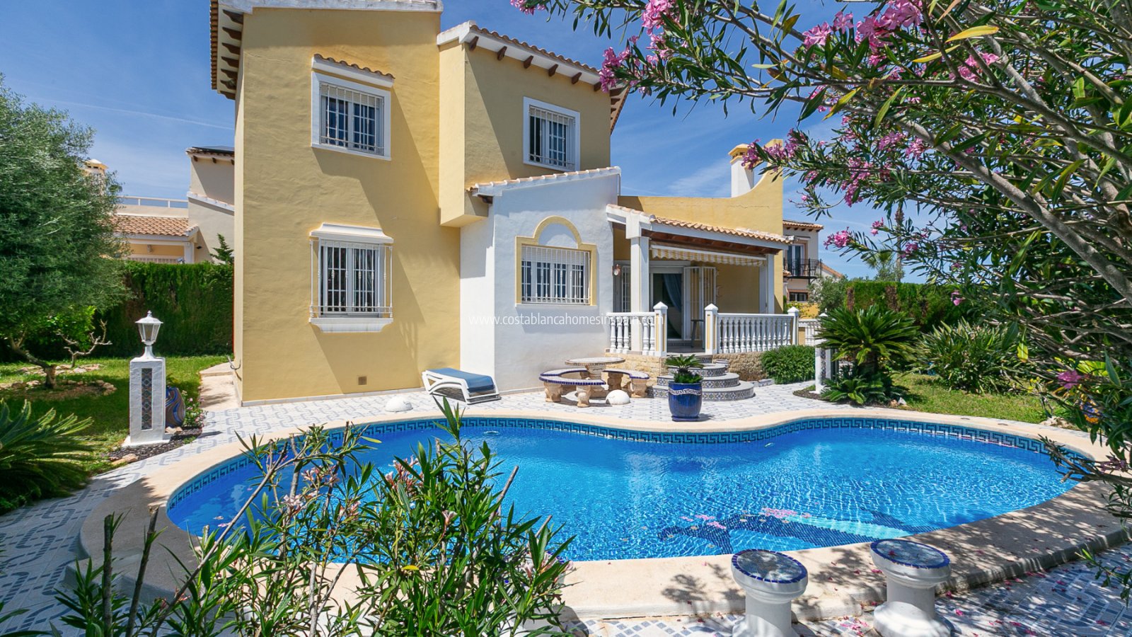 Használt - Detached Villa - Villamartin - 