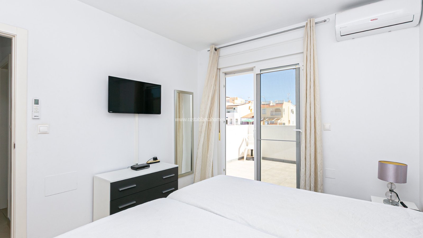 Használt - Detached Villa - 