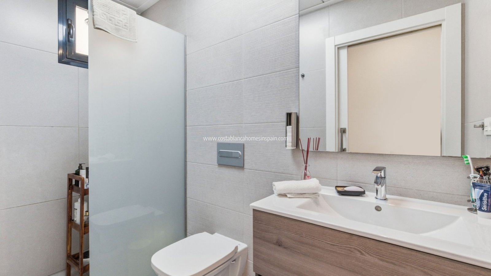 Használt - Detached Villa - 