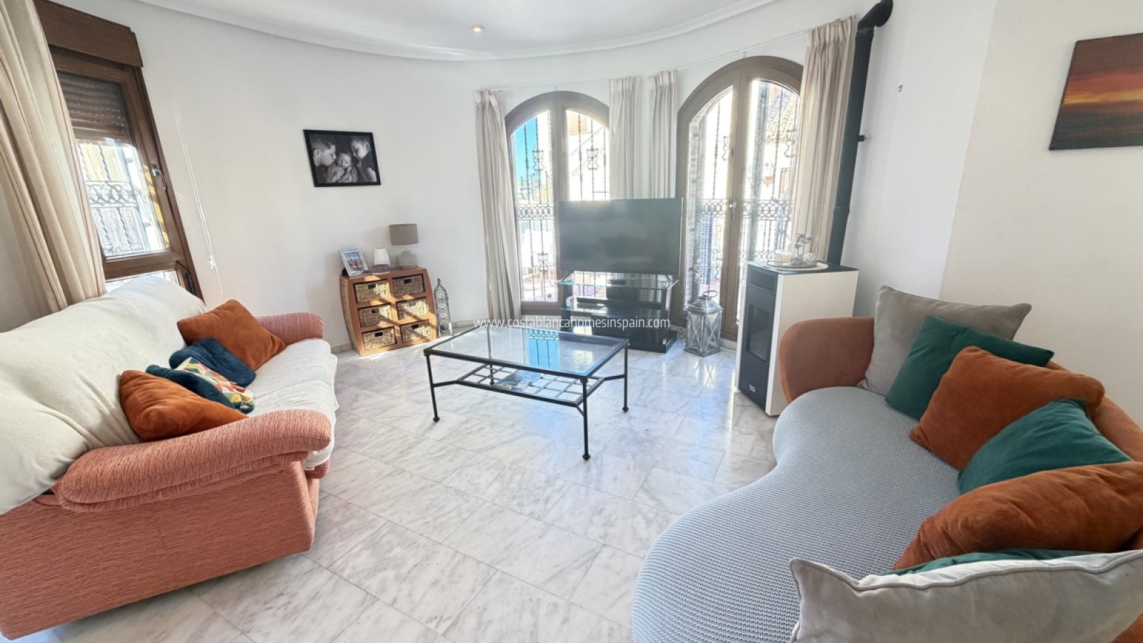 Használt - Detached Villa - 