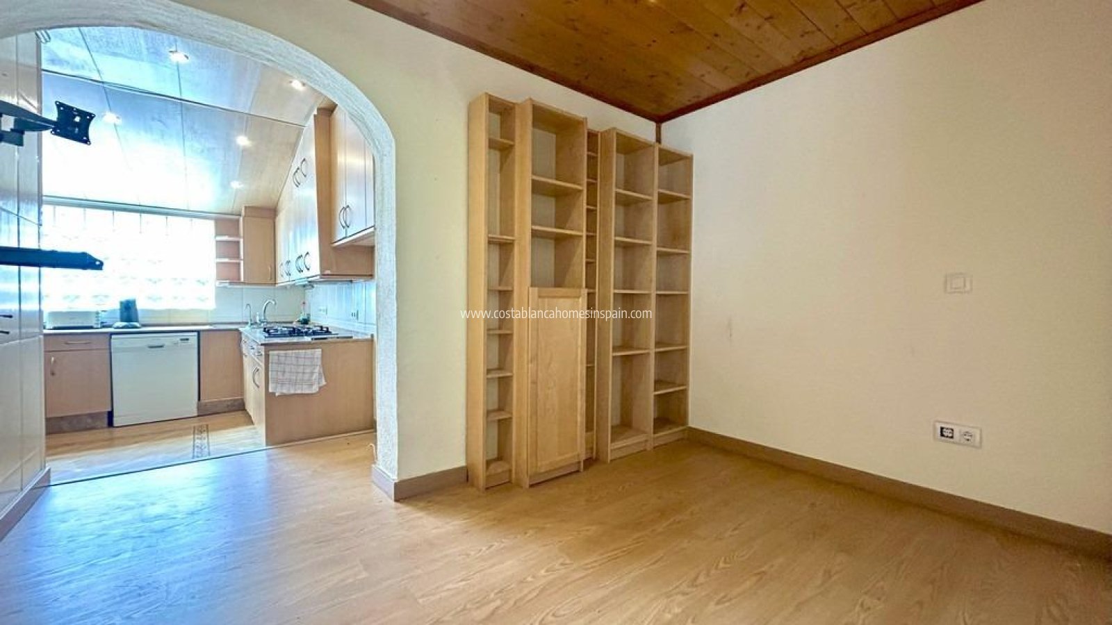 Használt - Detached Villa - 