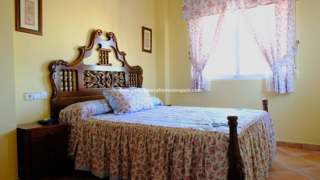 Használt - Finca - Orihuela