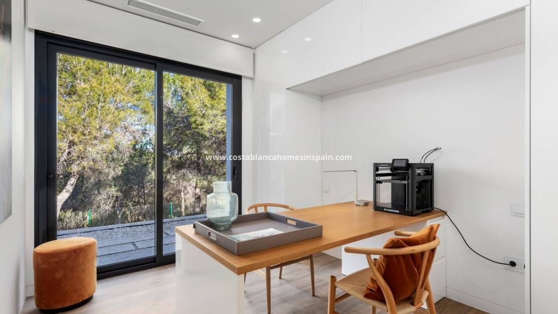 Használt -  - Las Colinas Golf