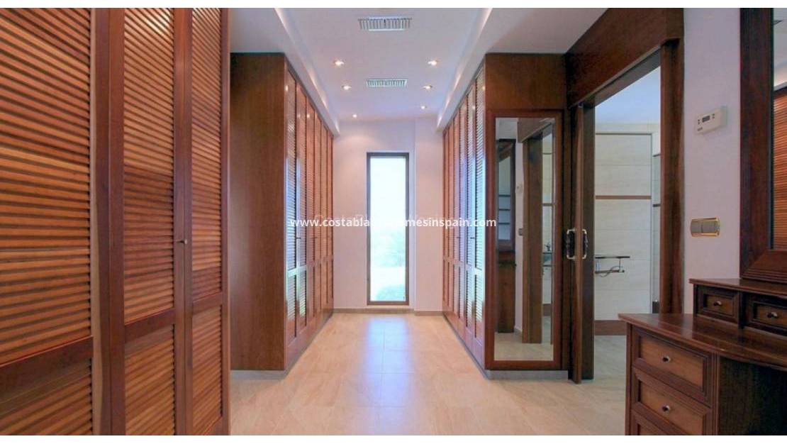 Használt -  - Penàguila