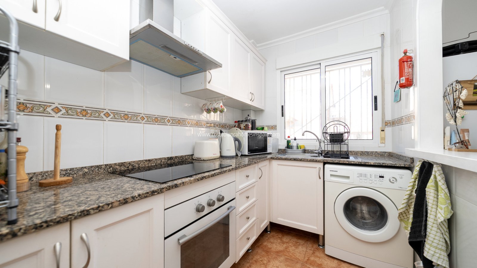 Használt - Semi - Detached Villa - Cabo Roig - 