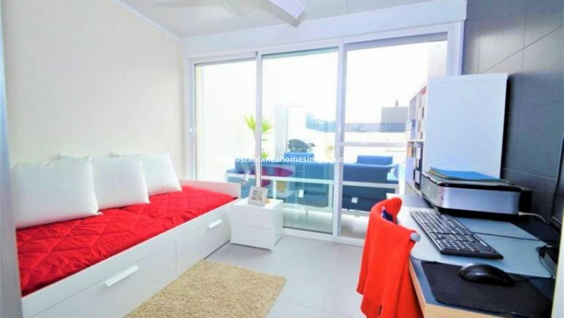 Használt - Semi - Detached Villa - Ciudad Quesada - Doña pepa