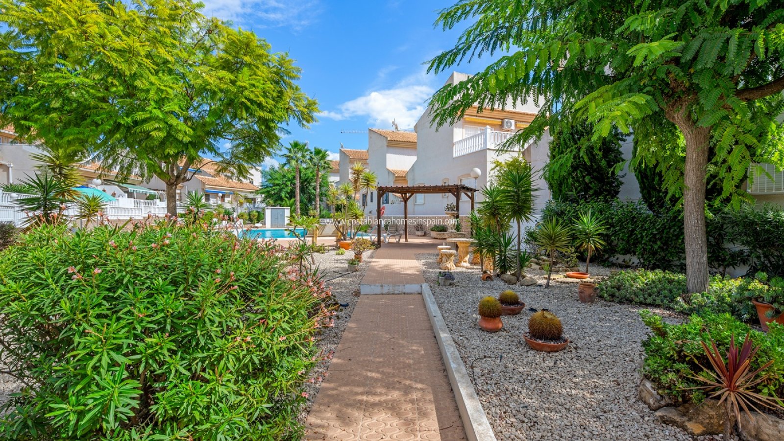 Használt - Semi - Detached Villa - Ciudad Quesada - 