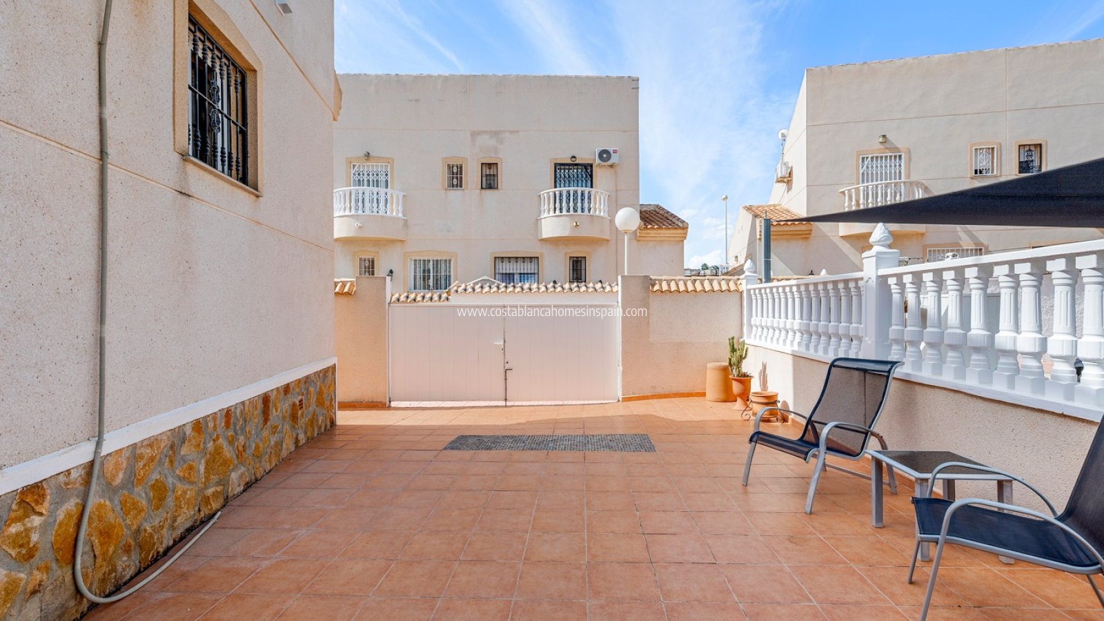Használt - Semi - Detached Villa - Ciudad Quesada - 