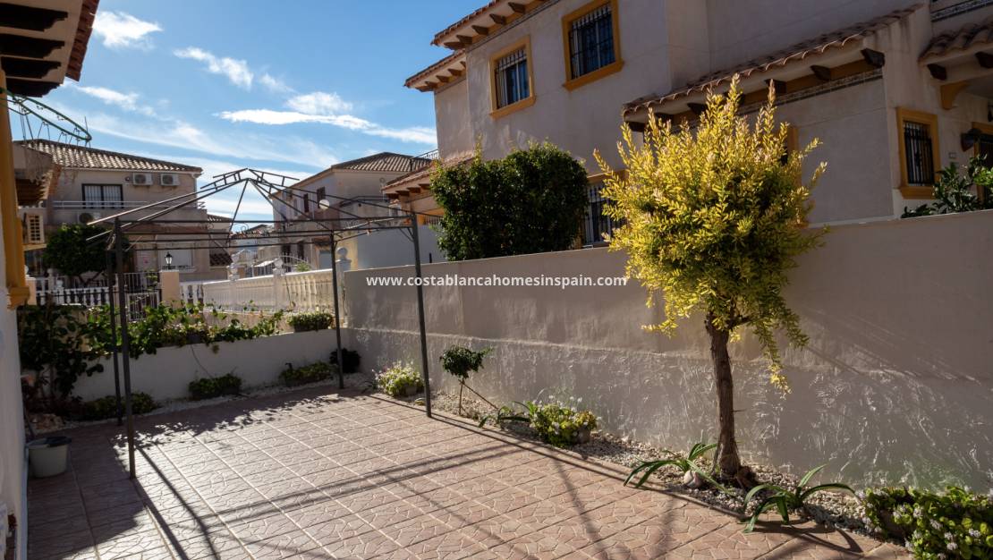 Használt - Semi - Detached Villa - La Zenia - Villas San Jose