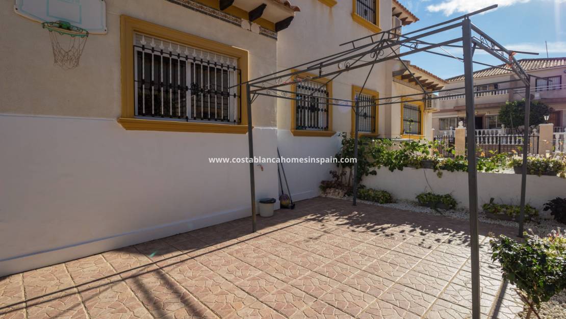 Használt - Semi - Detached Villa - La Zenia - Villas San Jose