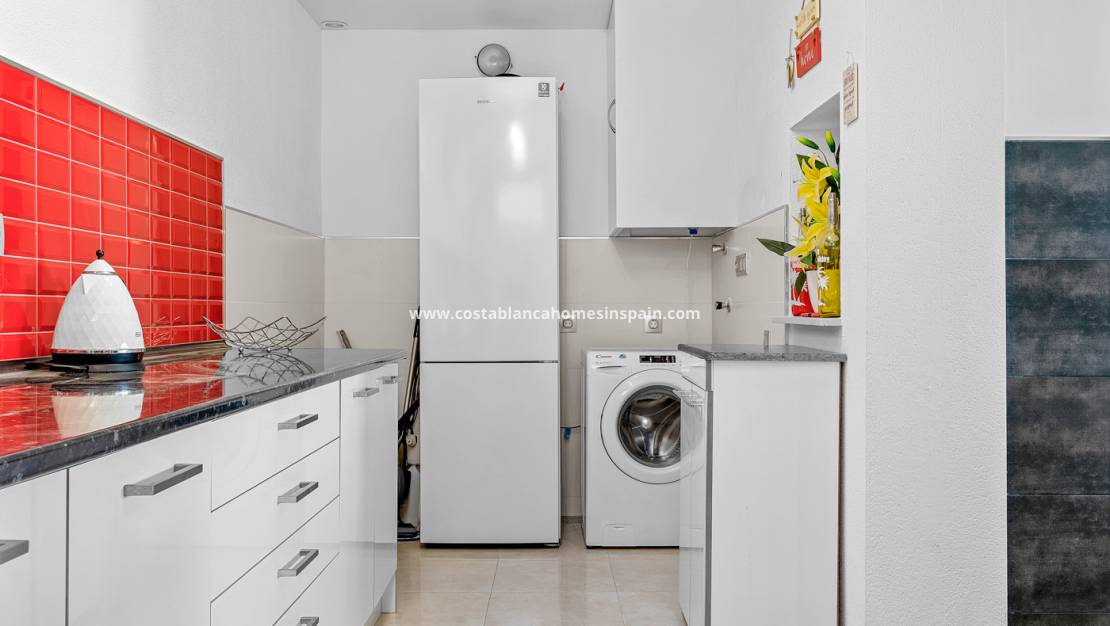 Használt - Semi - Detached Villa - Orihuela Costa - La Zenia