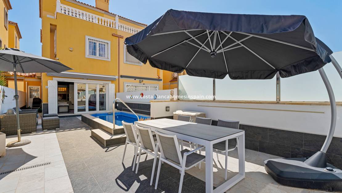 Használt - Semi - Detached Villa - Orihuela Costa - La Zenia