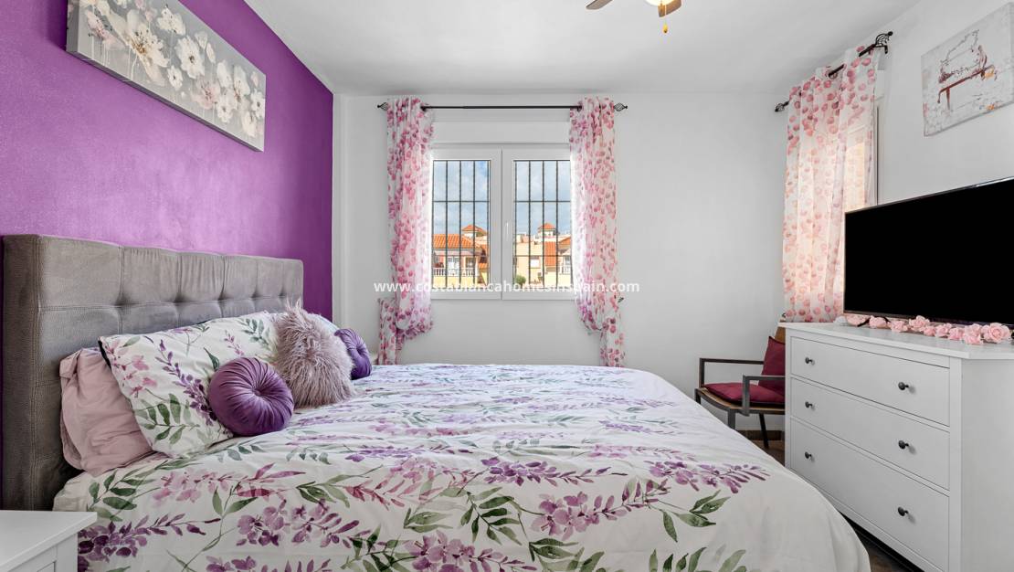 Használt - Semi - Detached Villa - Orihuela Costa - La Zenia