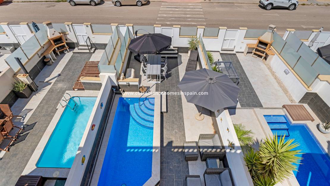 Használt - Semi - Detached Villa - Orihuela Costa - La Zenia