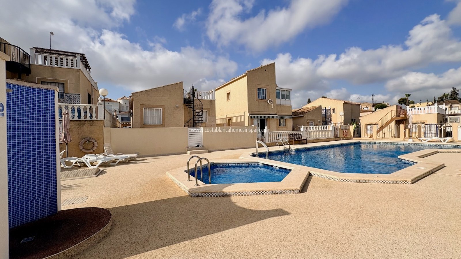 Használt - Semi - Detached Villa - Orihuela - 