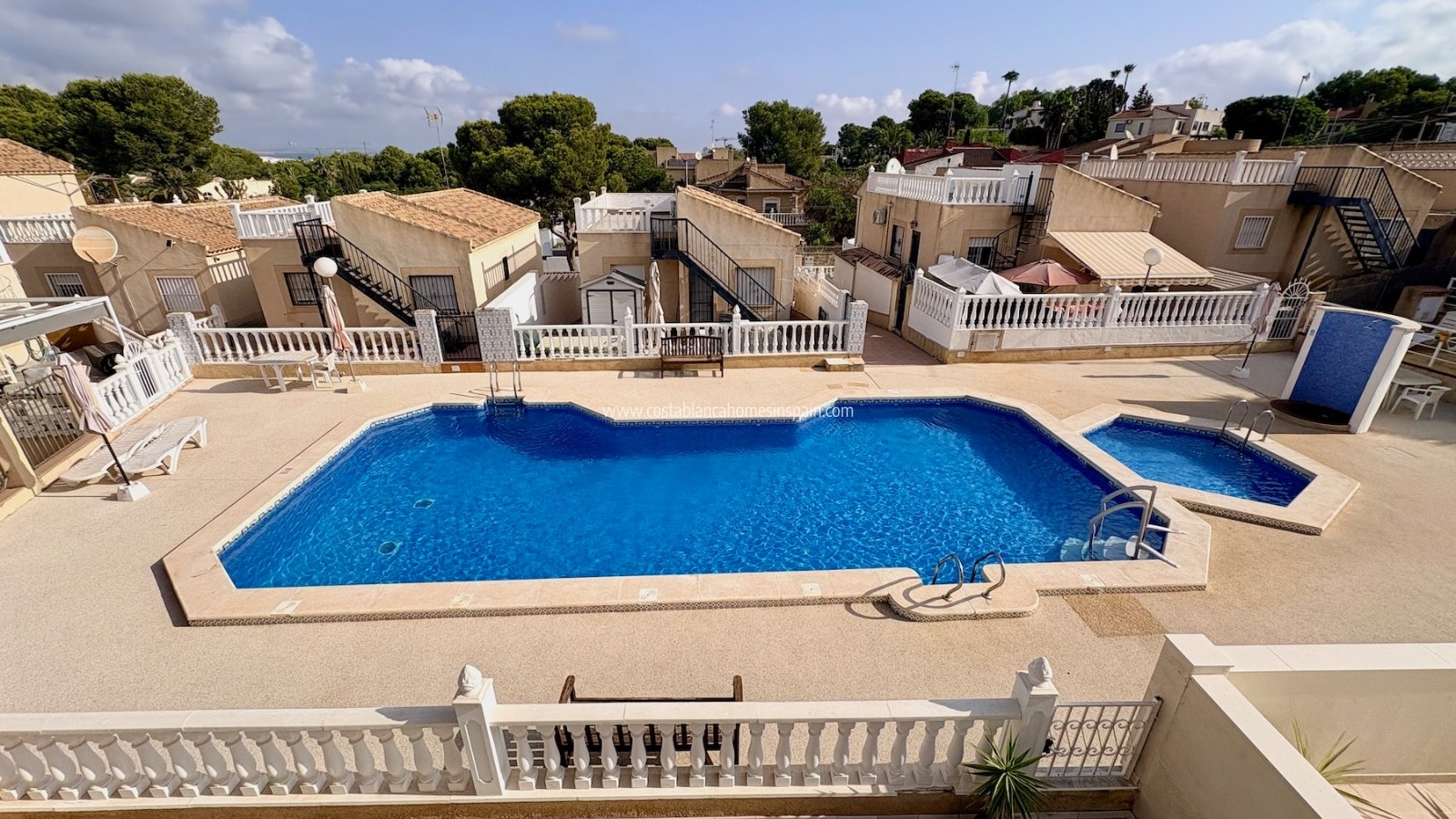 Használt - Semi - Detached Villa - Orihuela - 
