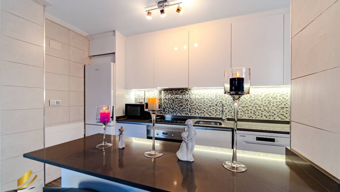 Használt - Semi - Detached Villa - Playa Flamenca - Costa Blanca South