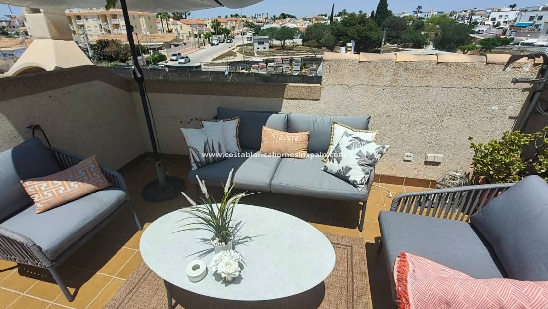 Használt - Semi - Detached Villa - Playa Flamenca - Costa Blanca South