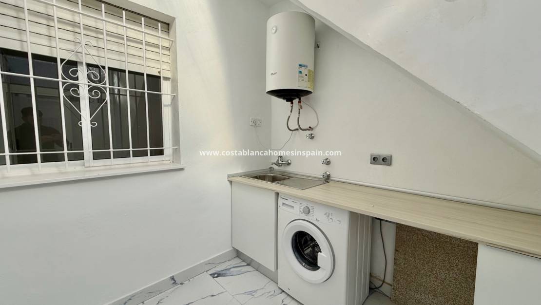 Használt - Semi - Detached Villa - Torrevieja - El chaparral