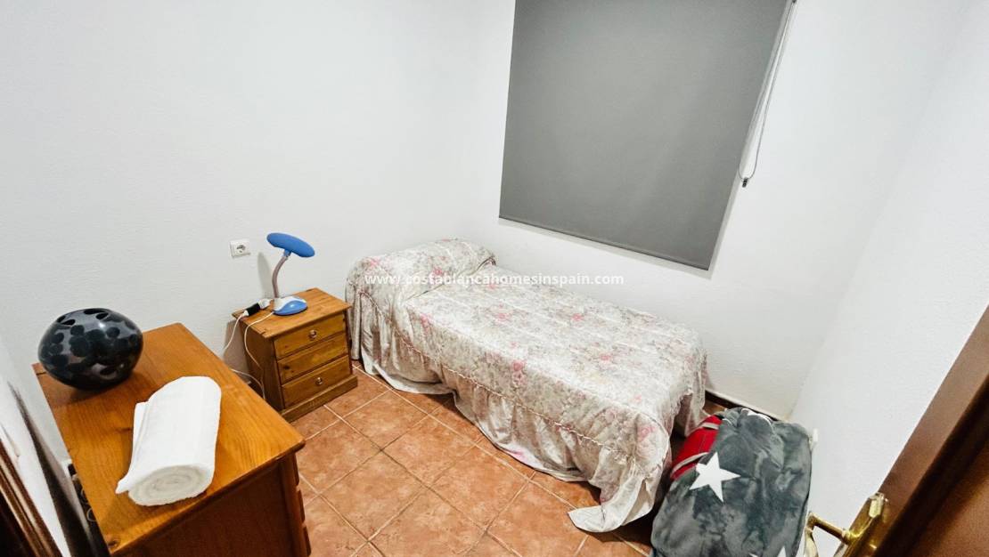 Használt - Semi - Detached Villa - Torrevieja - Playa de los Locos