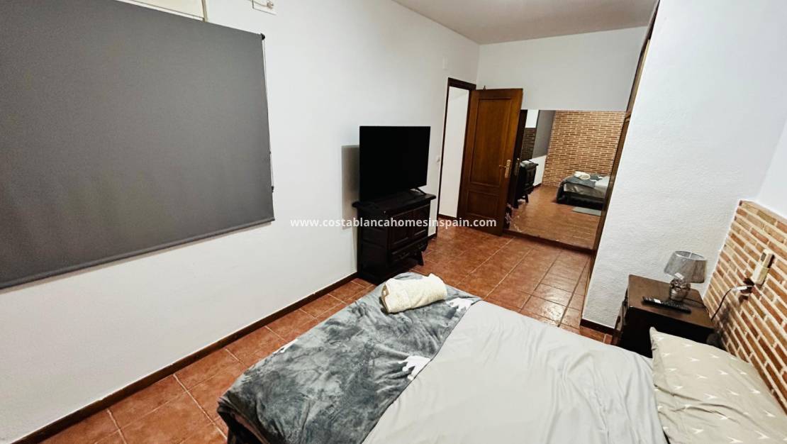 Használt - Semi - Detached Villa - Torrevieja - Playa de los Locos