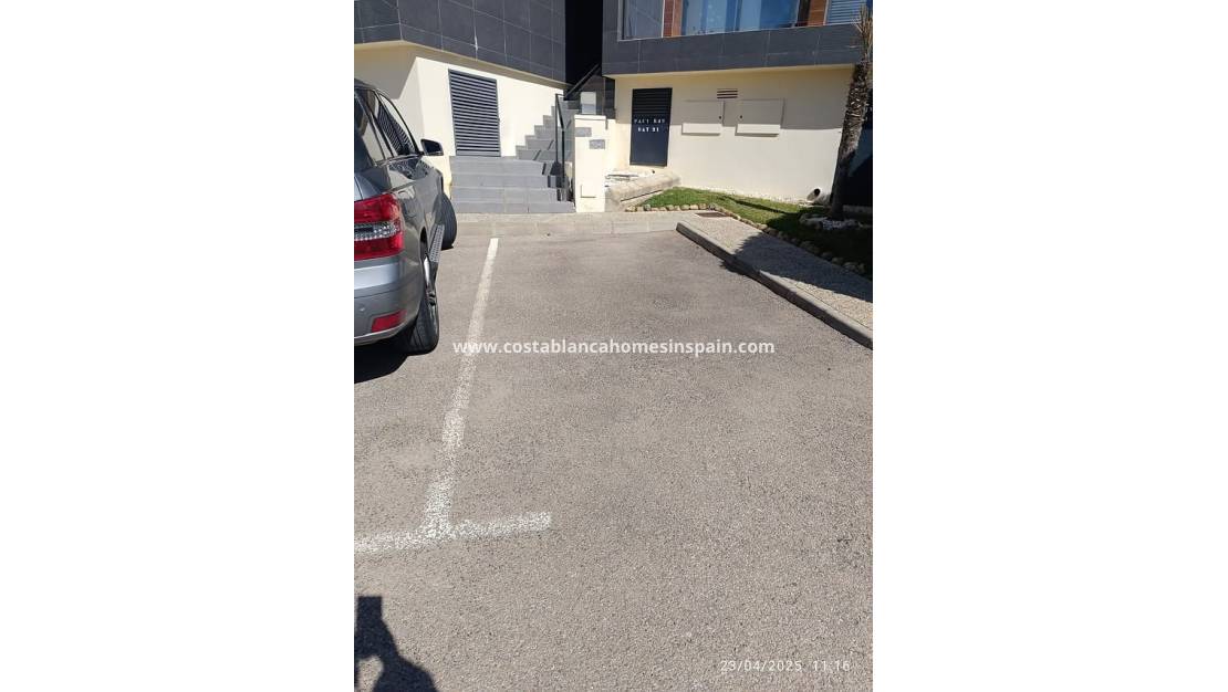 Használt - Semi - Detached Villa - Villamartin