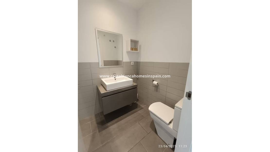 Használt - Semi - Detached Villa - Villamartin