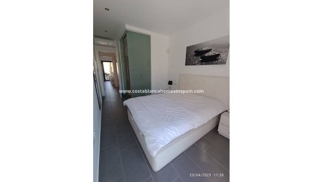 Használt - Semi - Detached Villa - Villamartin