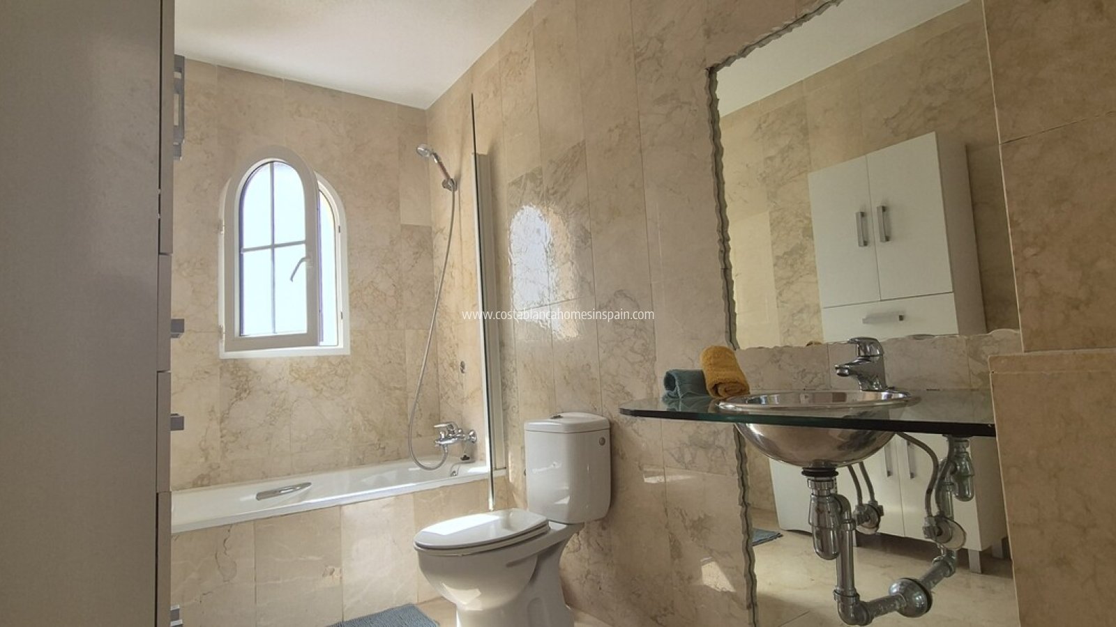 Használt - Townhouse - Las Ramblas - 